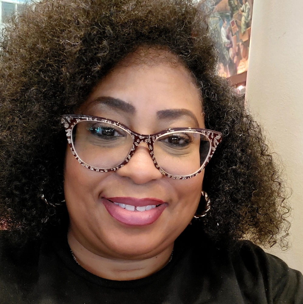 Meet your Posher, Lashonda